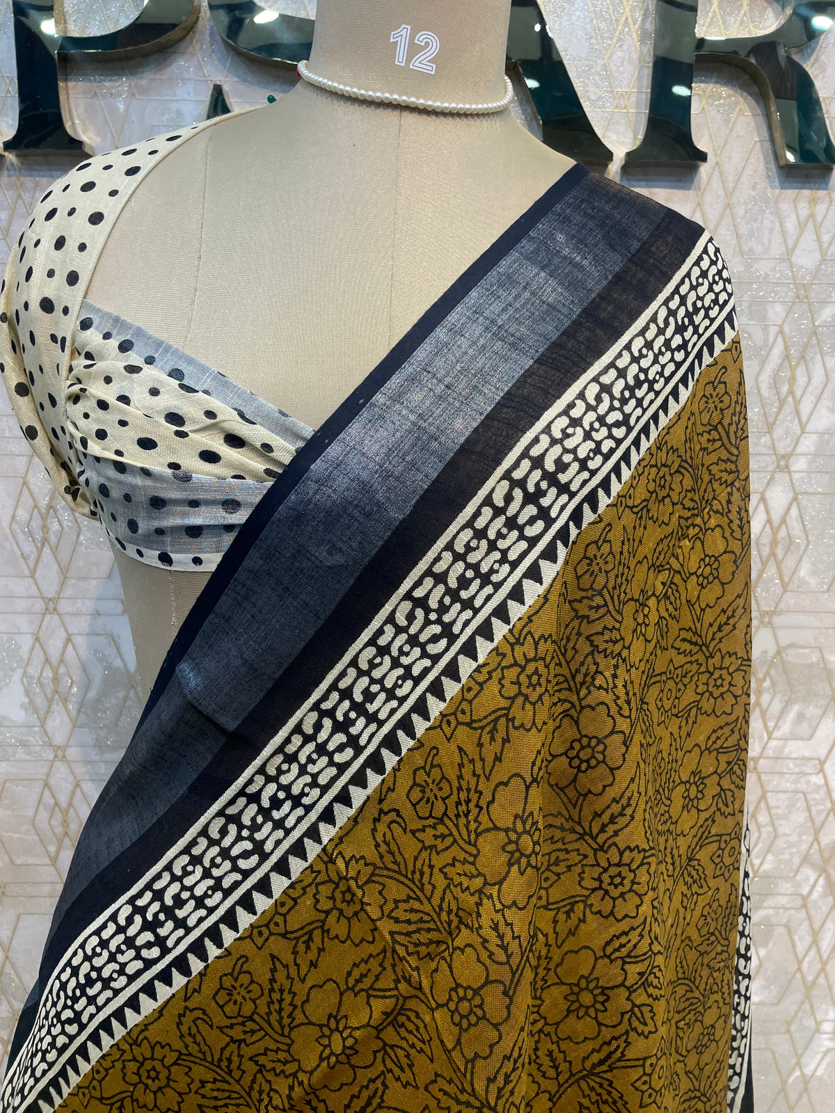 Yellow Batik Print Lenin Saree 67
