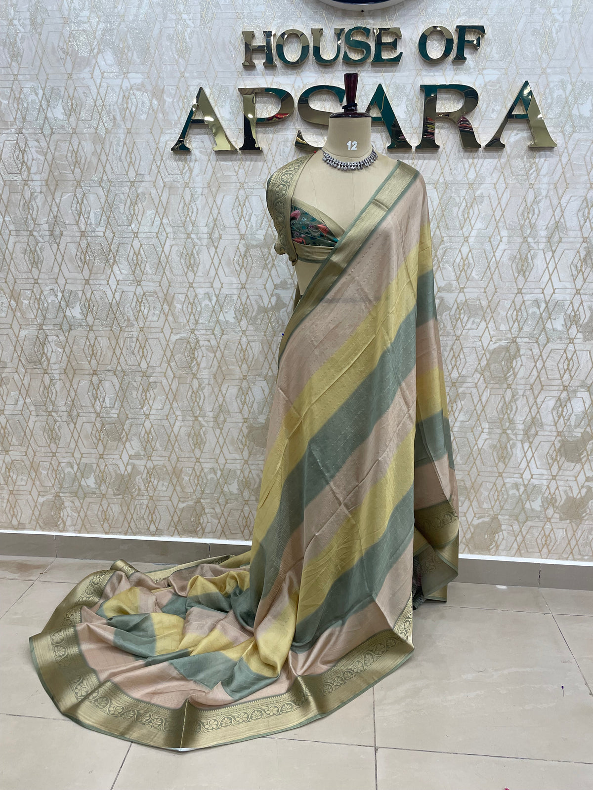 Green Bombay Crepe Silk Saree 47