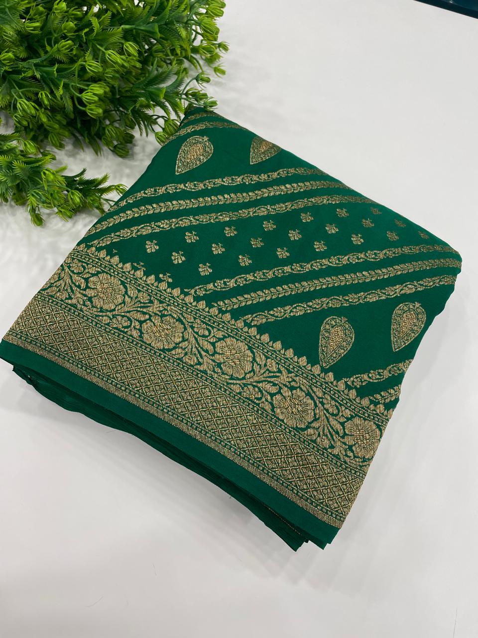 GreenPure Banarasi Crepe Self Saree 03