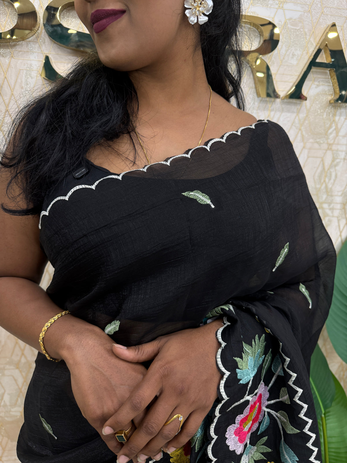 Black Soft Crush Tissue Sunflower Embroidery Work Saree 301