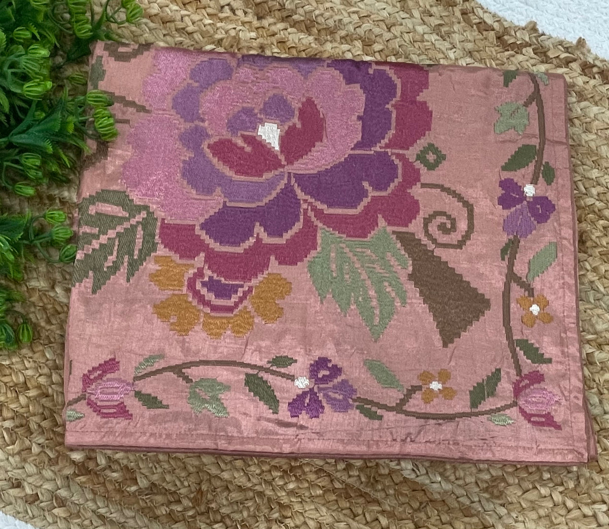 Onion Pink Soft Tussur Cross Stitch Embroidery Saree 21
