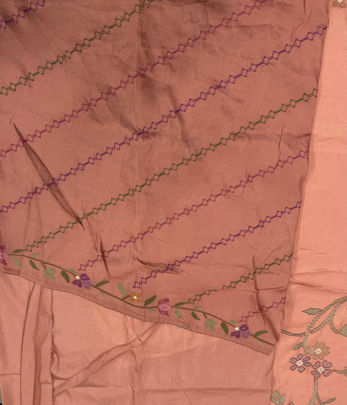 Onion Pink Soft Tussur Cross Stitch Embroidery Saree 21
