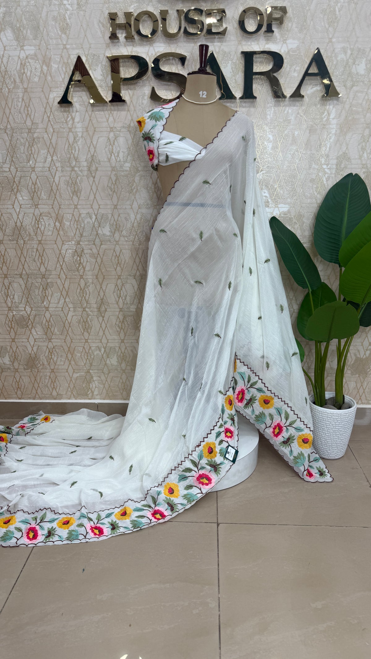 White Soft Crush Tissue Sunflower Embroidery Work Saree 301