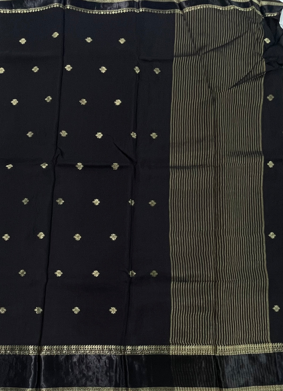 Black Small Butta Semi Crepe Saree 34