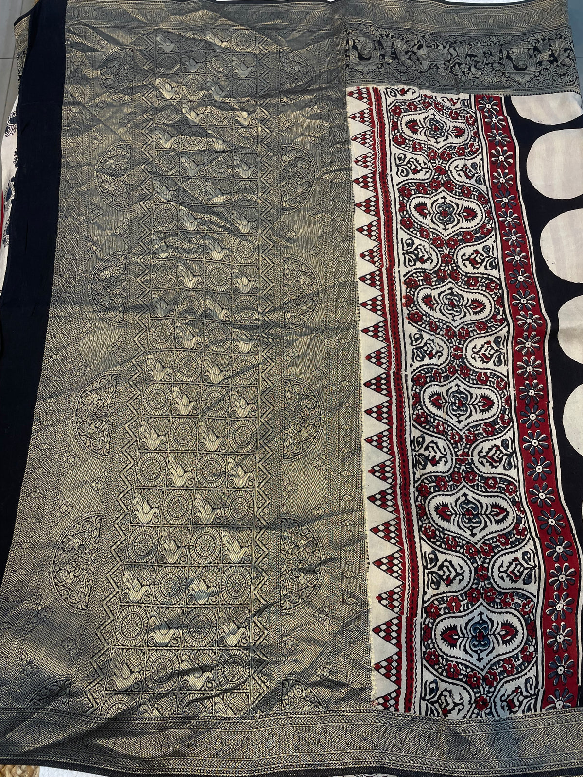 Cream n Red Dola Silk Ajrakh Print Saree 18