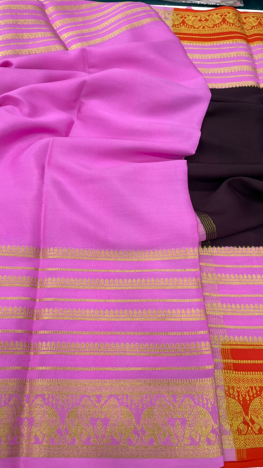 Coffee Brown n Pink 3D Pure Mysore Silk Elephant Border Crepe Saree 01