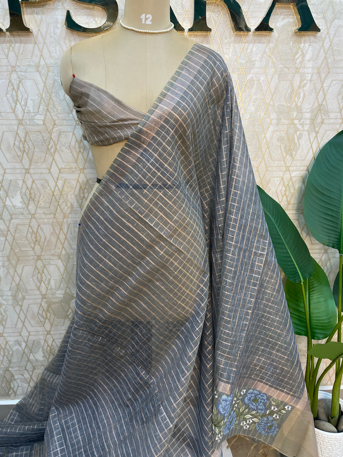 Grey Cotton Tussur Petite Point Embroidery Saree 209
