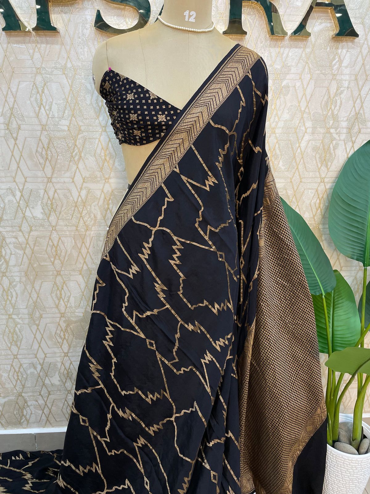 Black Pure Banarasi Crepe Saree 03