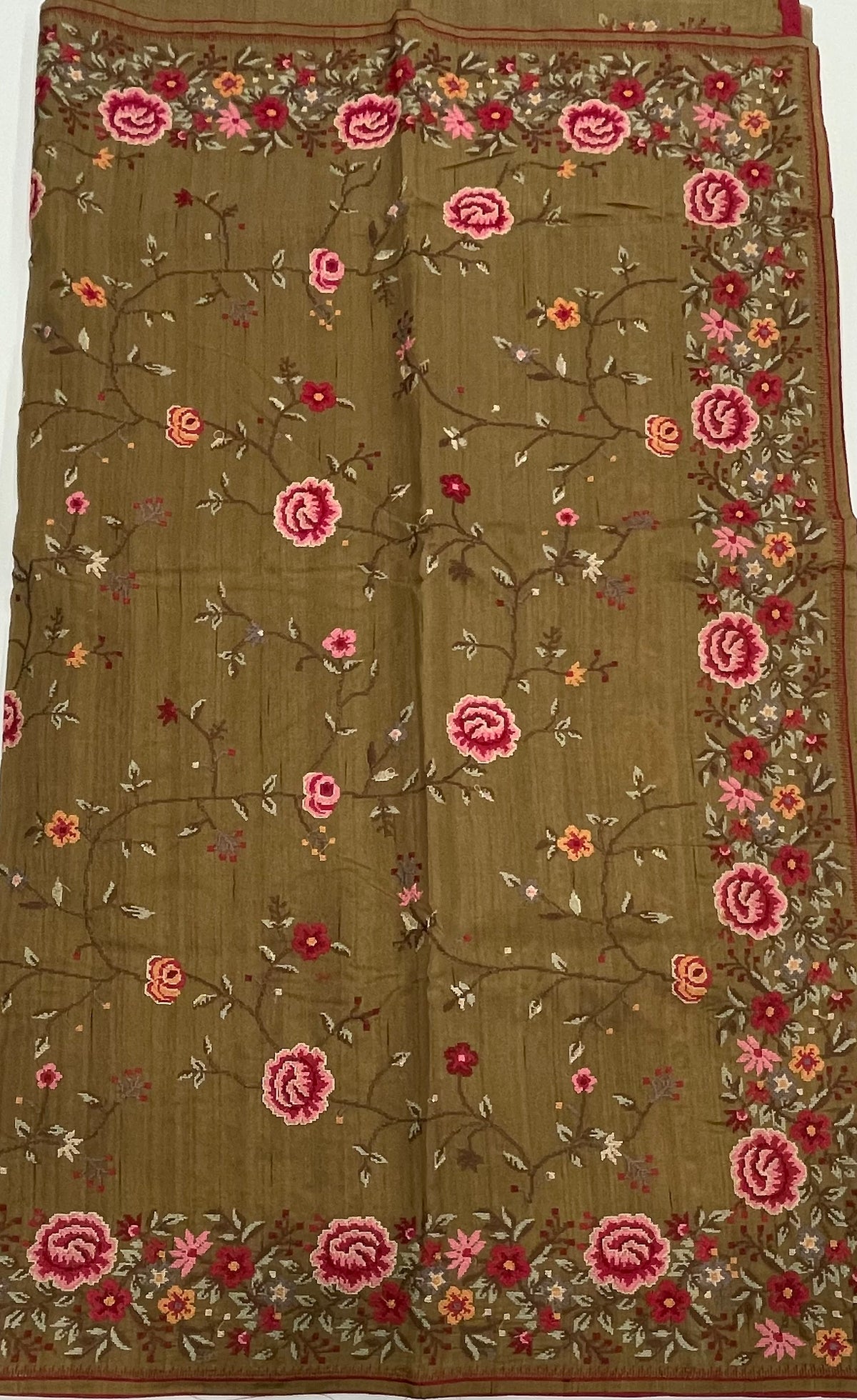 Green Soft Tussur Petite Embroidery Saree 21