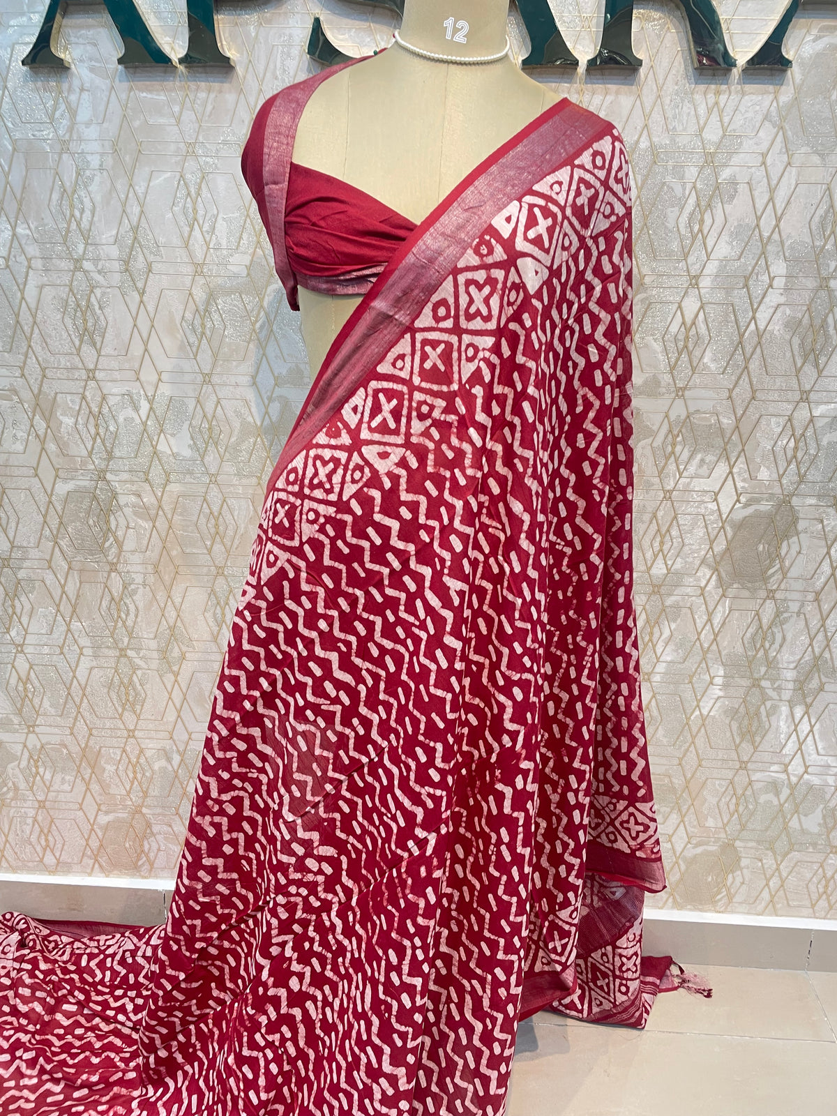 Red Batik Print Lenin Saree 67