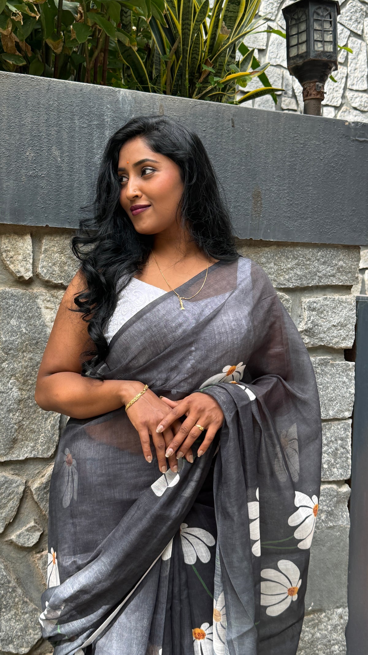 Black Lenin Cotton Floral Print Saree 19
