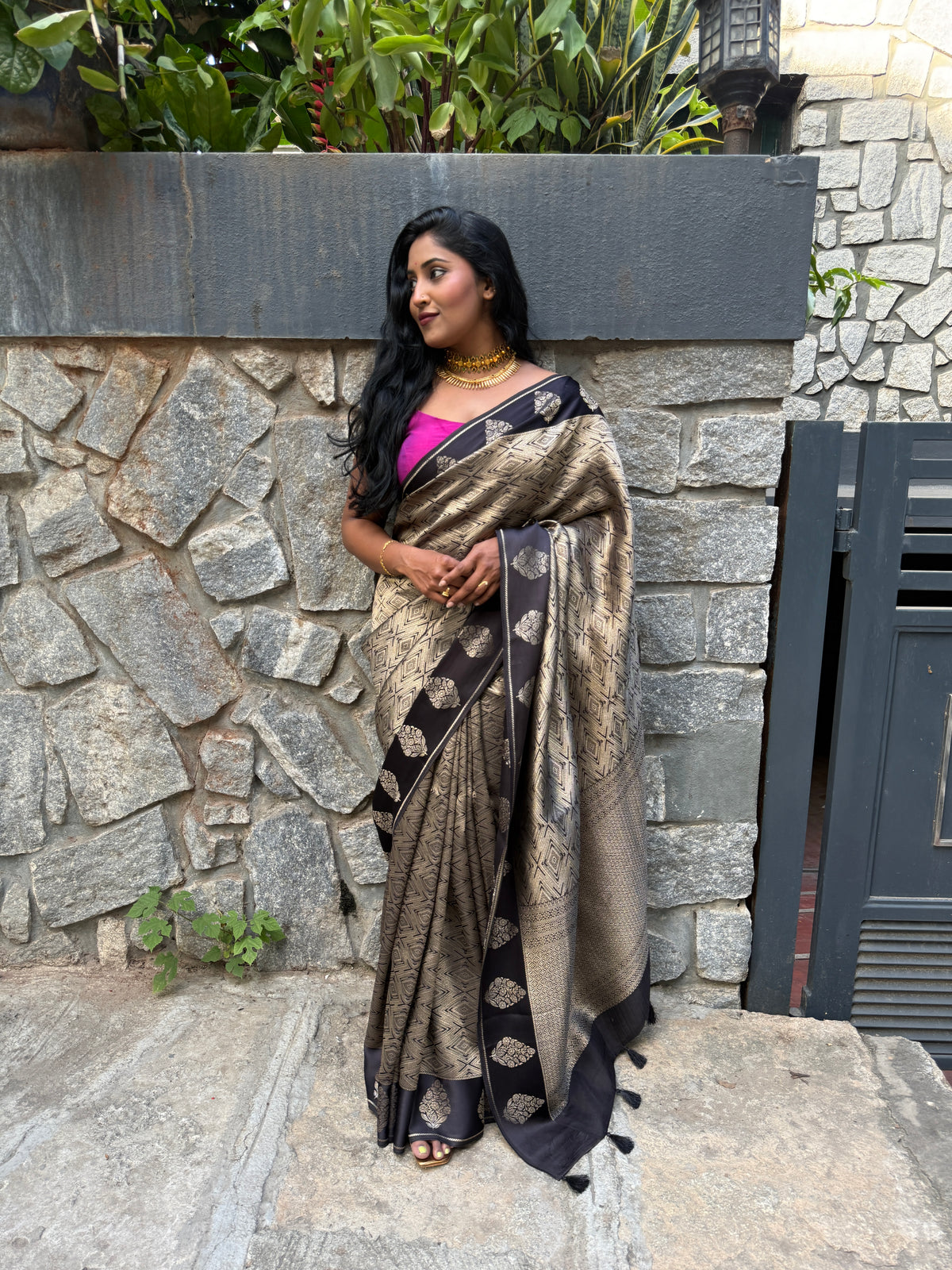 Black Banarasi tissue Saree 322
