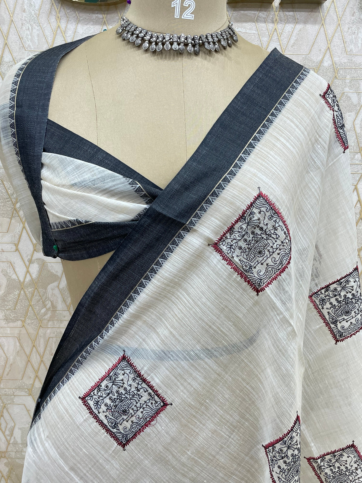 Cream n Black Lenin Saree 52