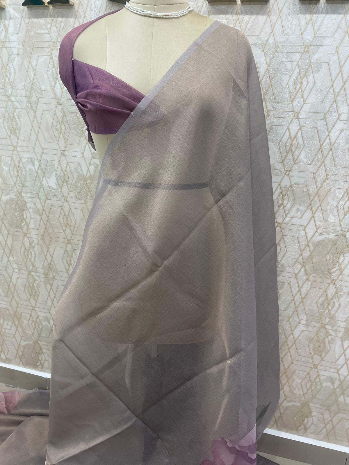 Grey n Wine Tissue Floral Print Saree 35