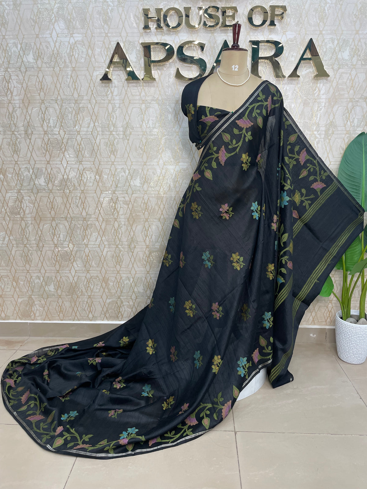 Black Tussar Jamdani saree 318