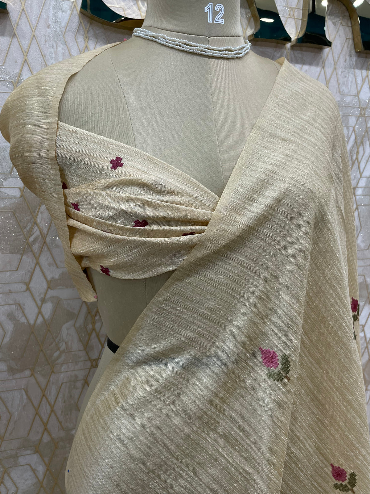 Cream Tussur Petite Embroidery Saree 21