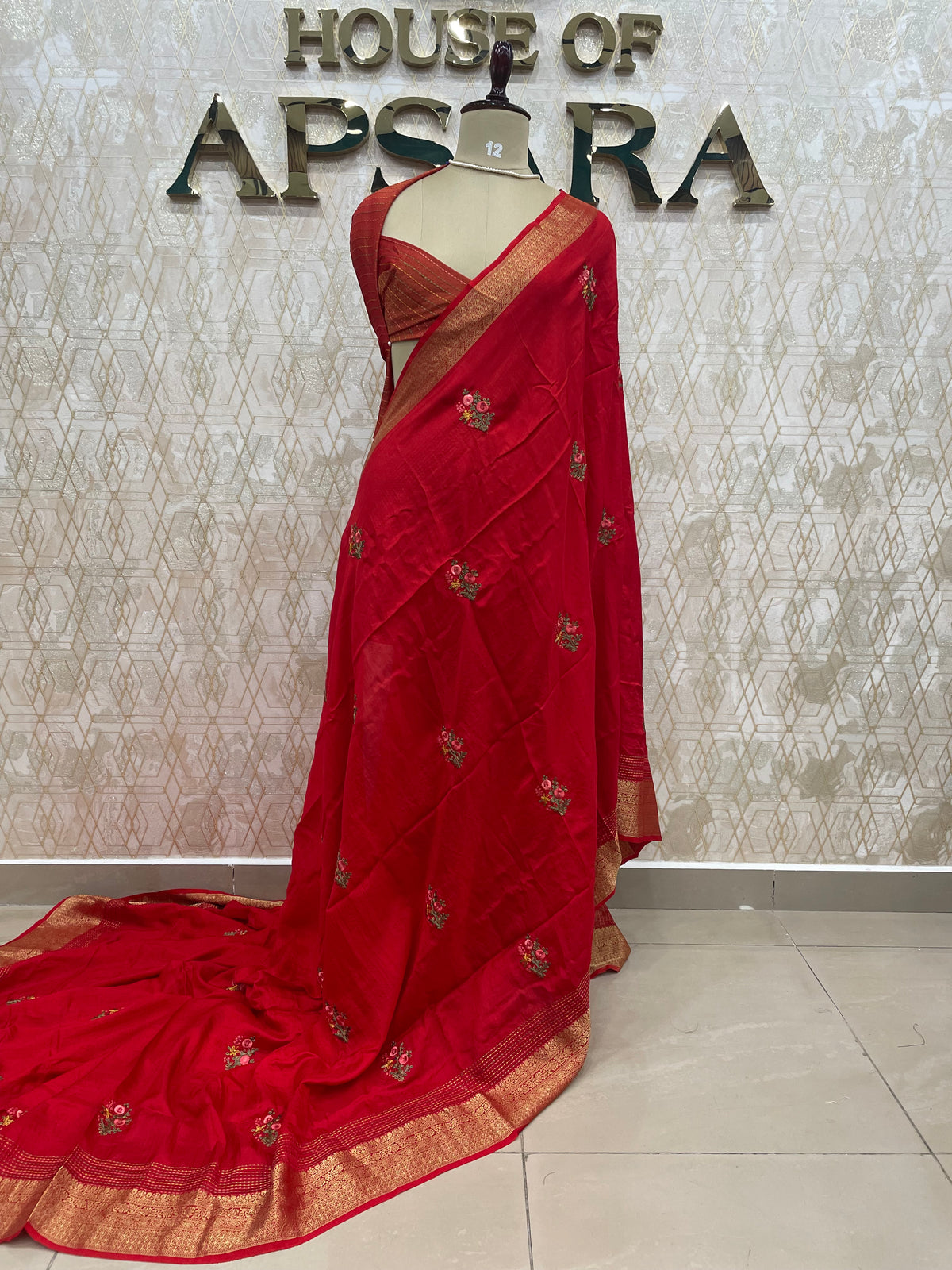 Red Chiniya Crepe Katha Work Saree 29