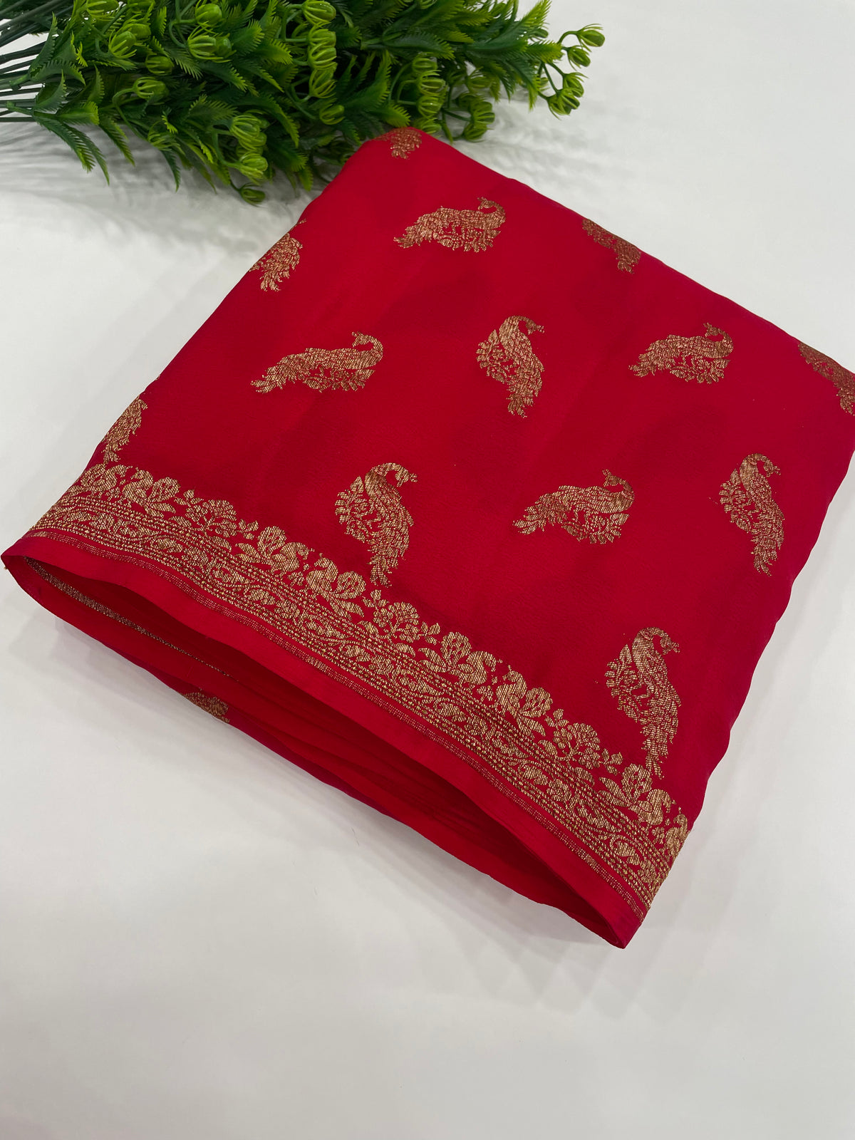 Red Pure Banarasi Crepe Self Saree 03