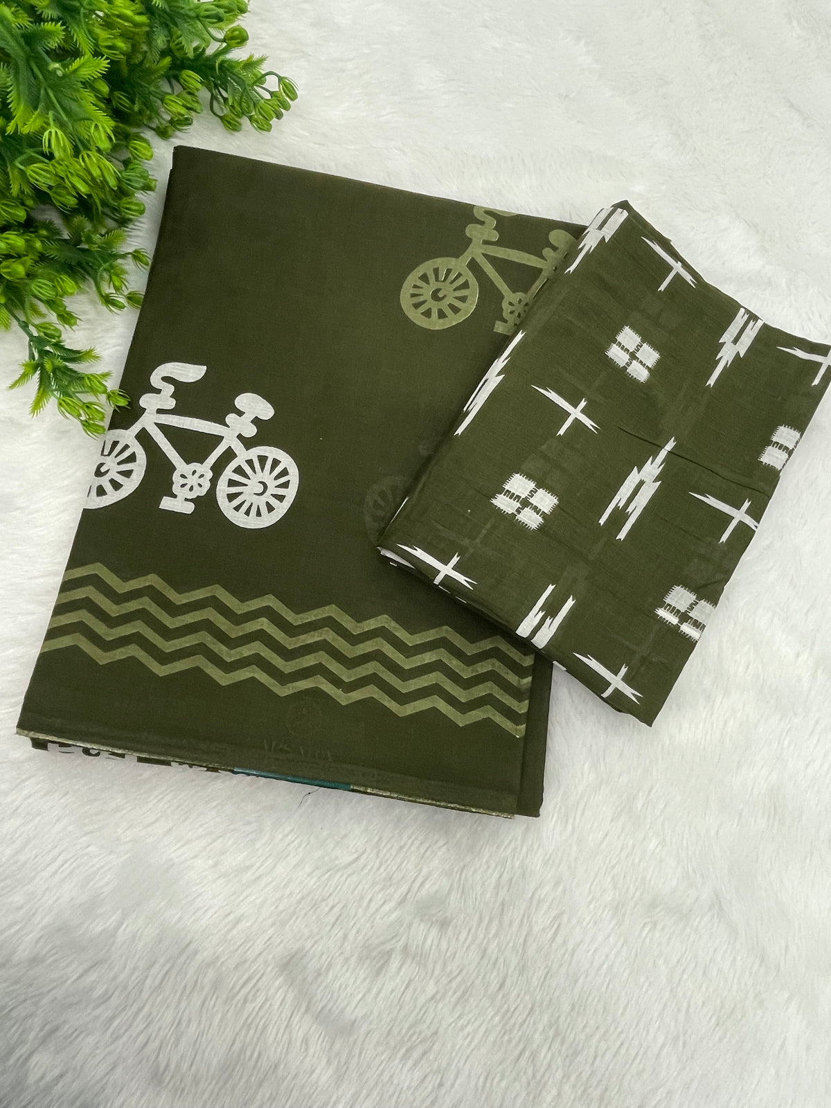 Bottle Green Pure Cotton Handblom Saree