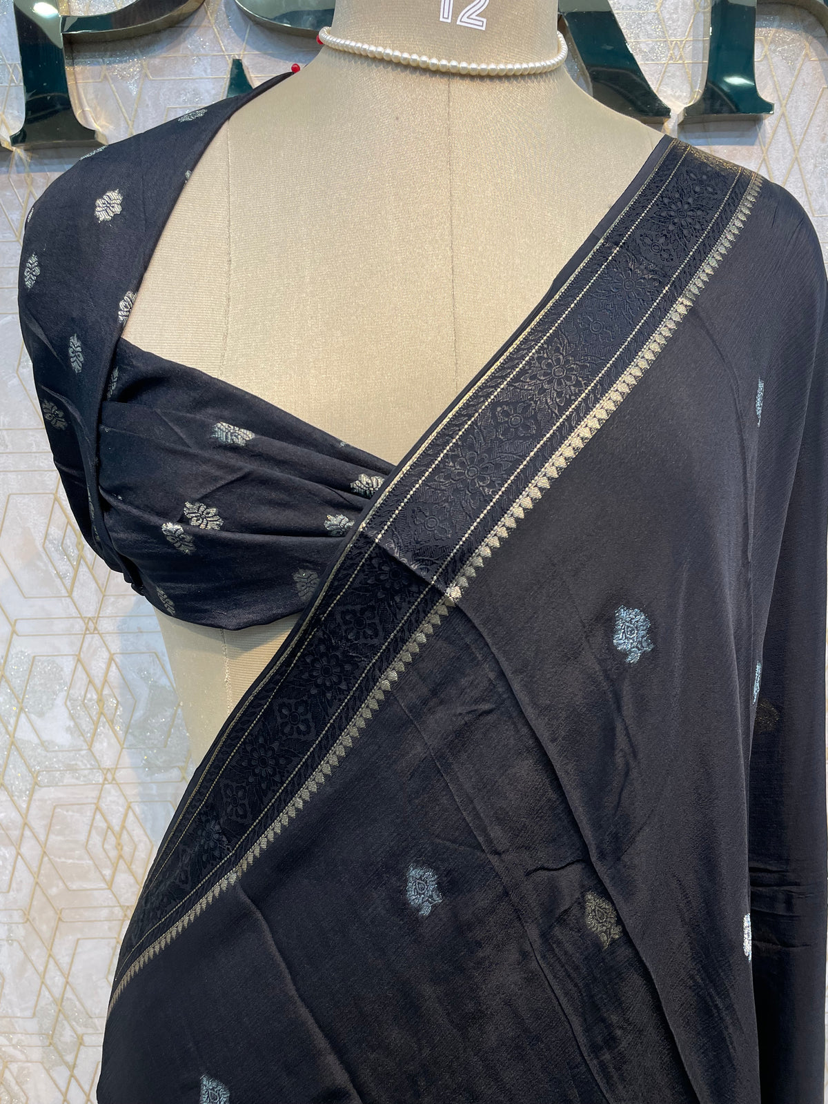 Black Chinnon Crepe Saree 44