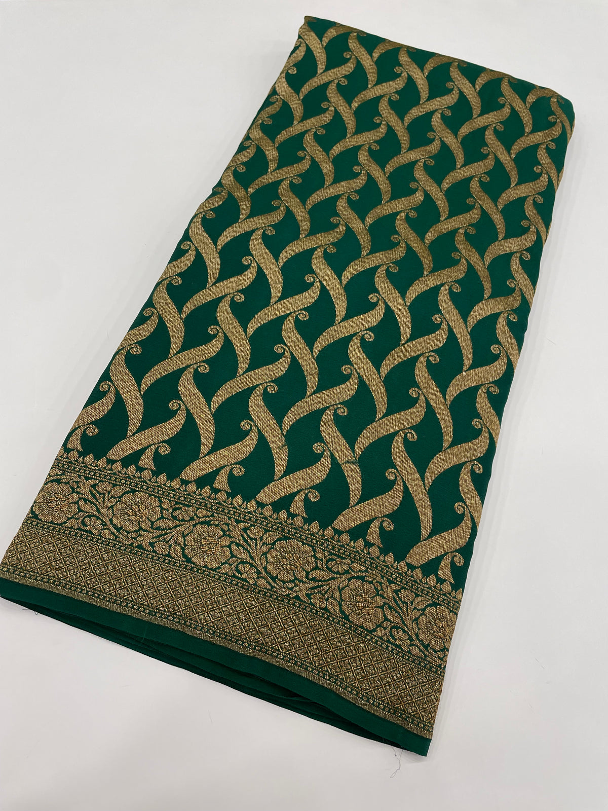 Bottle Green Pure Banarasi Crepe Self Saree 03