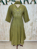 Mehendi Green Mul Chanderi Silk Hand Embroidery Kurtha 114