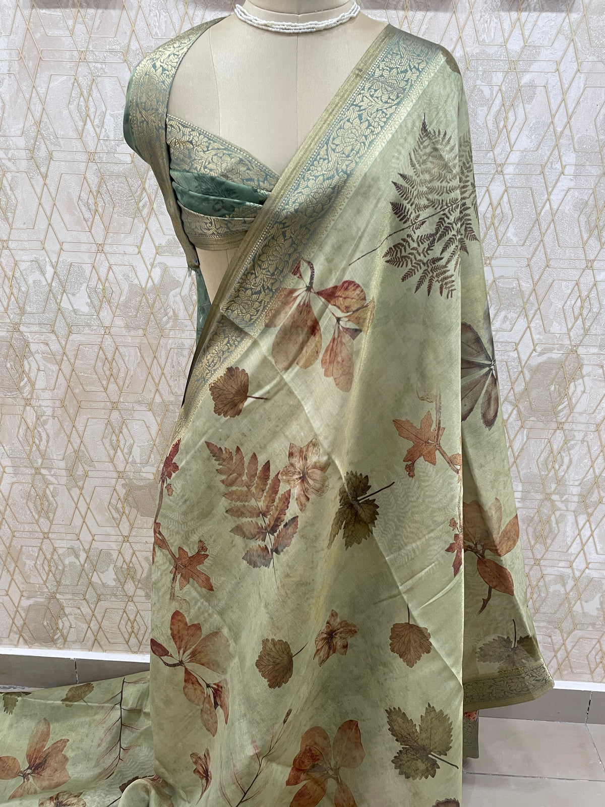 Green Kanchivaram Tissue Floral Print Saree 35