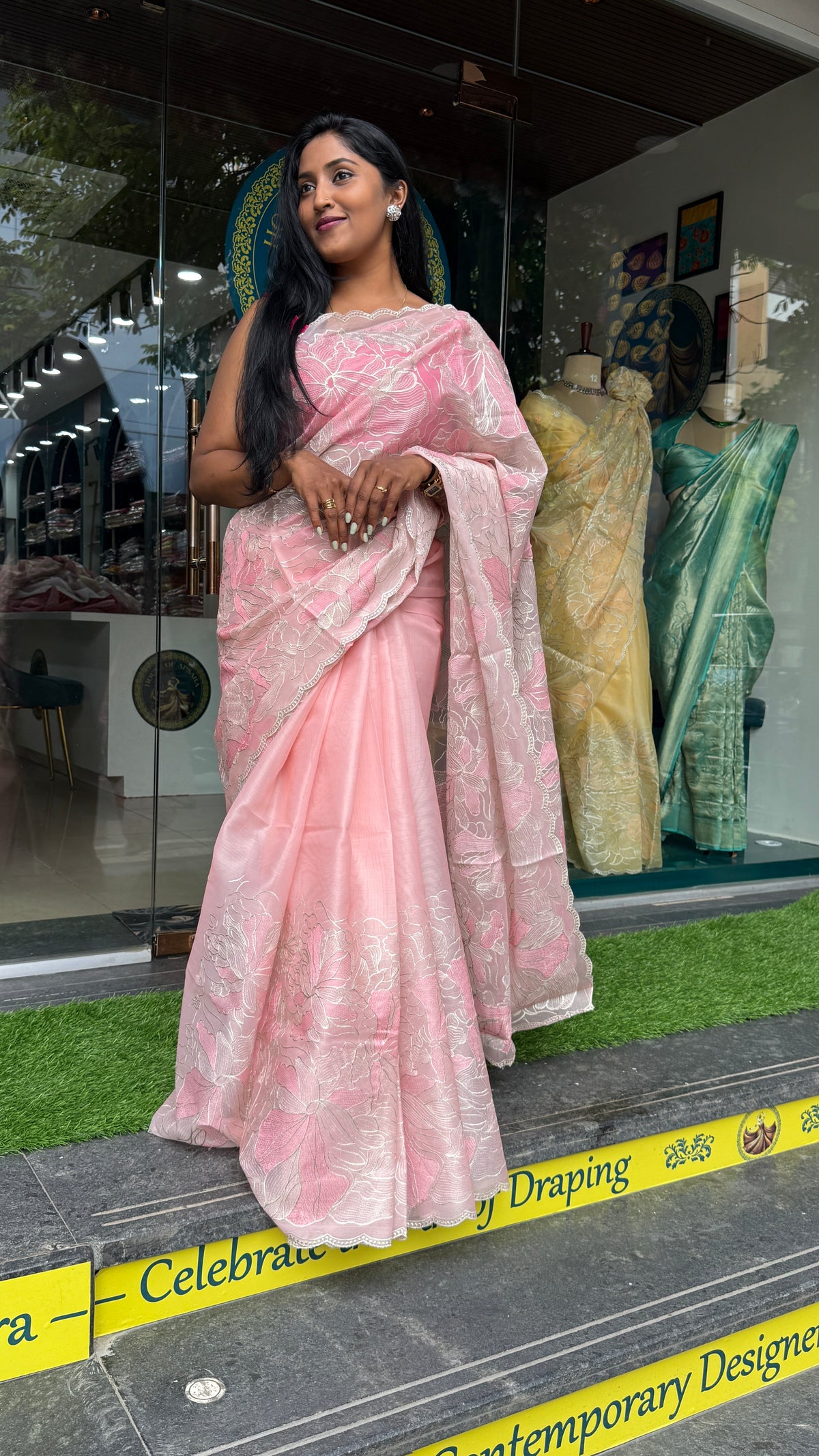 Pink Tissue Floral Embroidery Saree 29