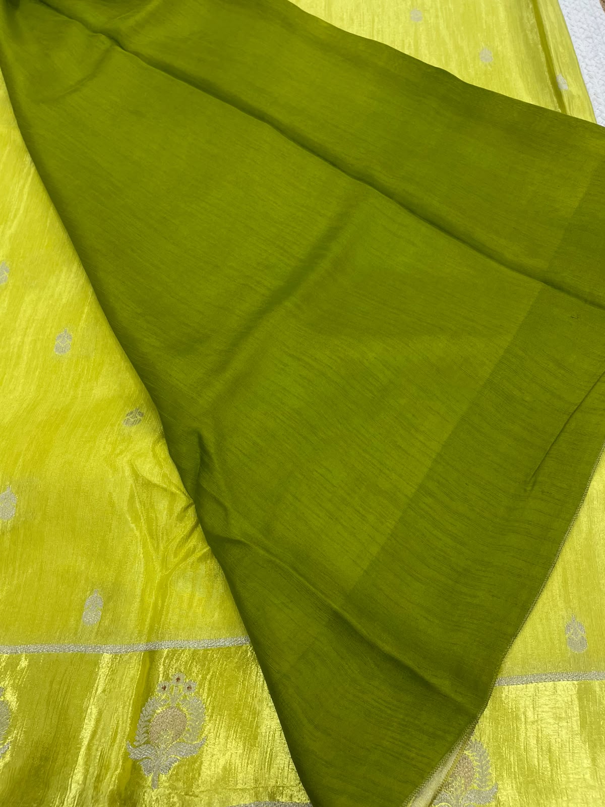 Neon Yellow n Green Matka Silk with Satin Border Saree 14