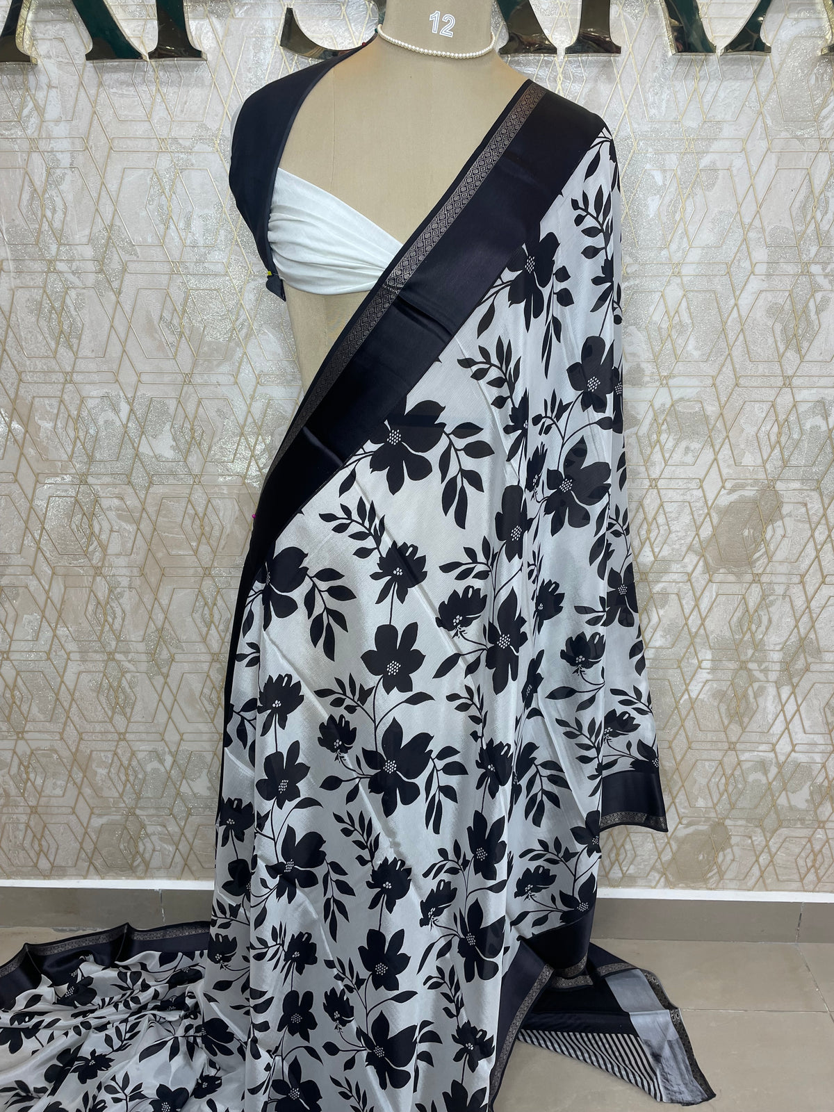 White n Black Chinnon Crepe Saree 77