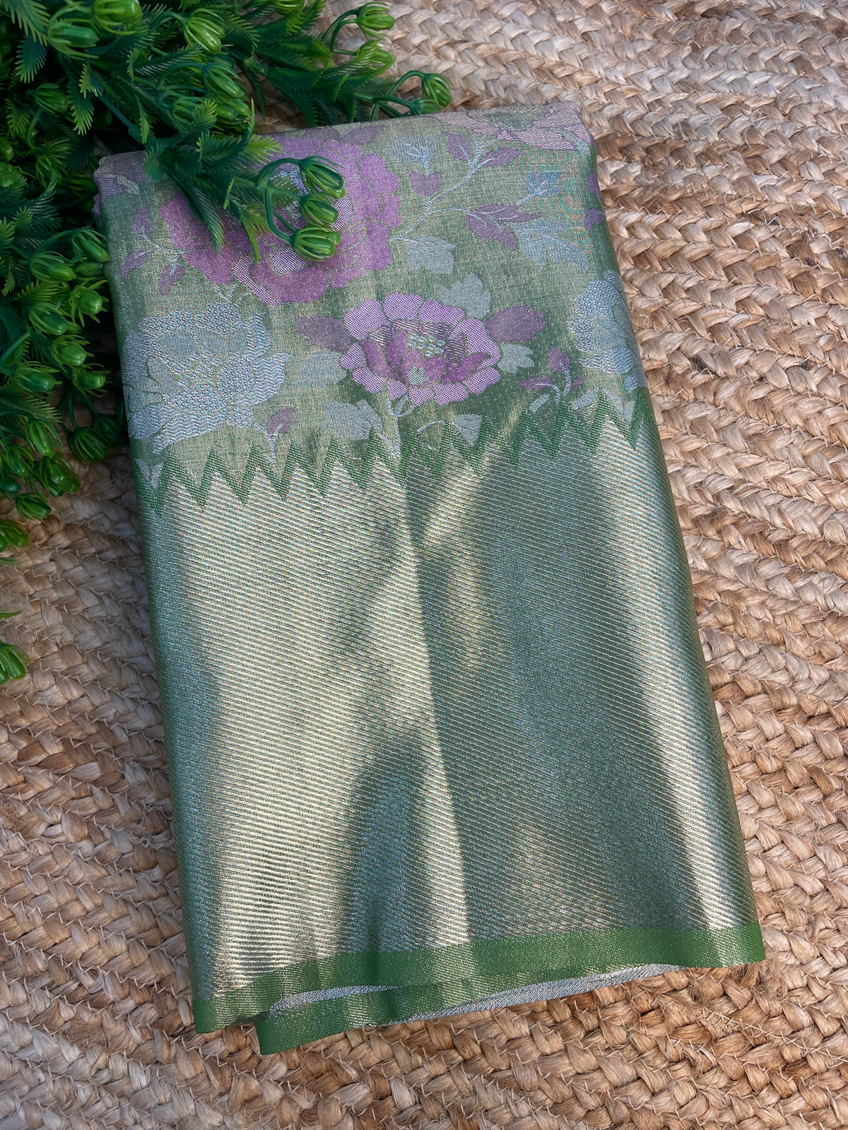 Green Brocade Semi Kanchi Tissue Saree 15