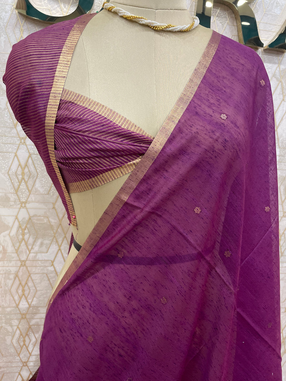Wine Jute Linen Sequence Saree 28