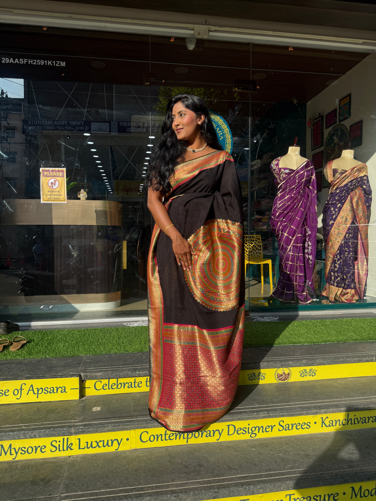 Black Tussar pashmina saree 319