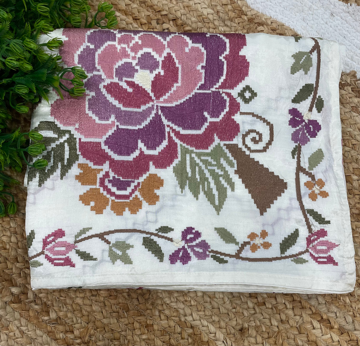 Cream Soft Tussur Cross Stitch Embroidery Saree 21