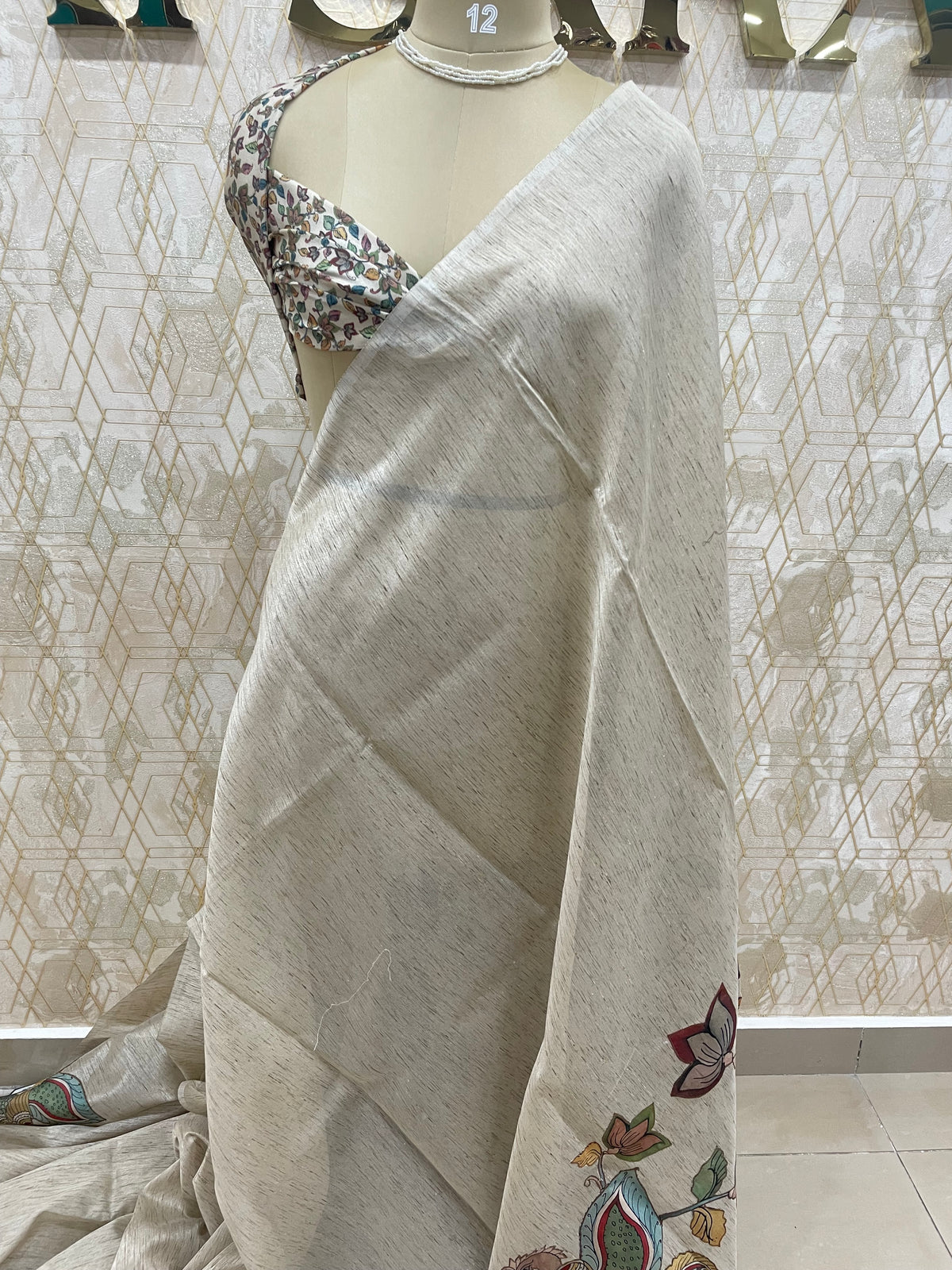 Cream Lenin Appliqué Saree 39