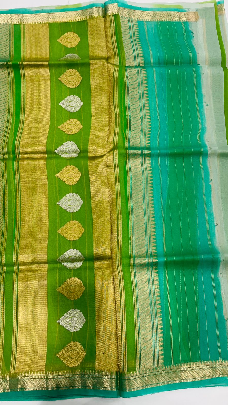 Green 3D Pure Rangkart Kora Stripes Organza saree 02