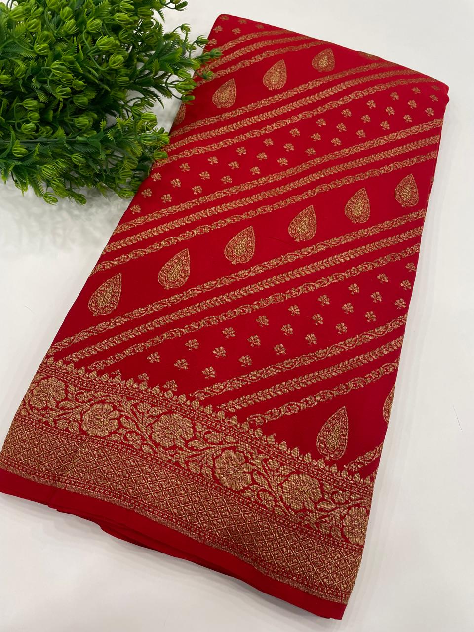 Red Pure Banarasi Crepe Self Saree 03