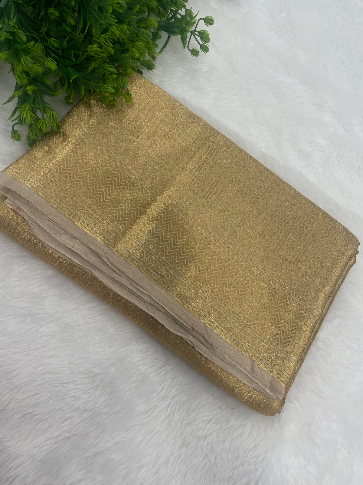 Gold Pure Tissue Brocade Saree 11