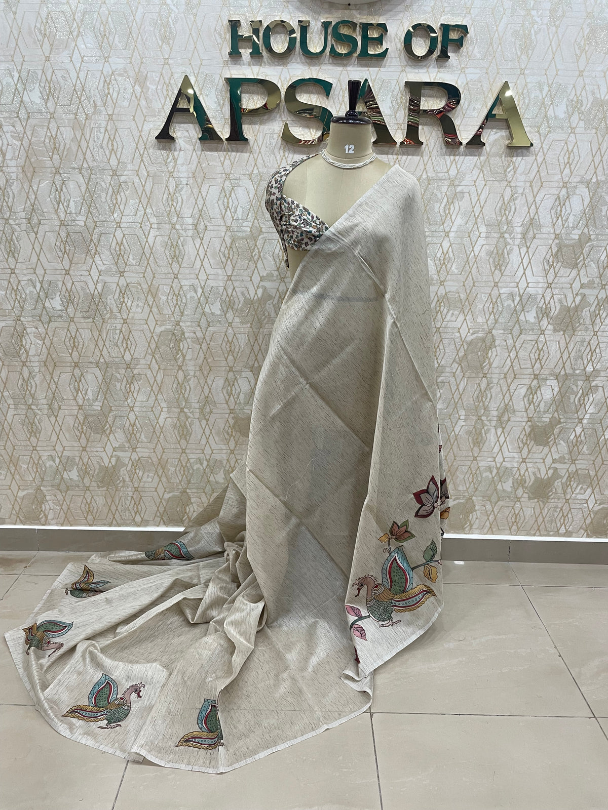 Cream Lenin Appliqué Saree 39