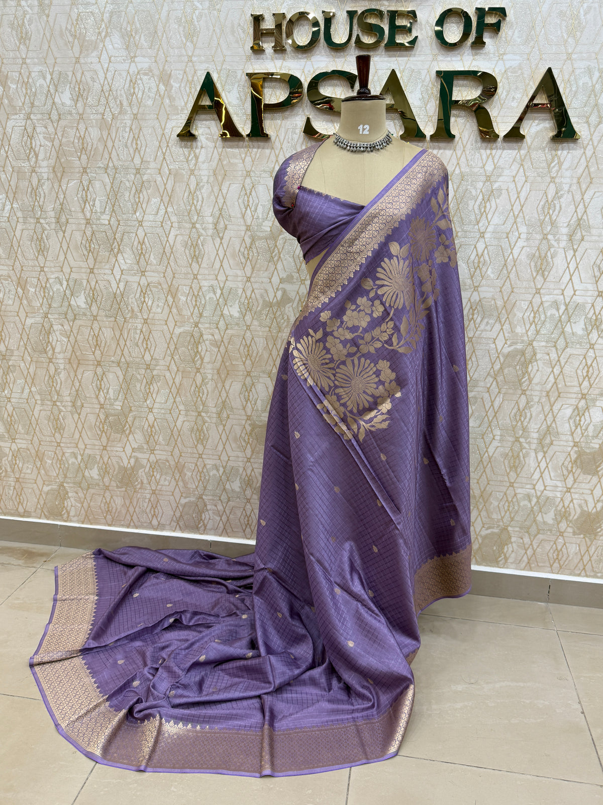 Lavender Banarasi Raw Silk Saree 32