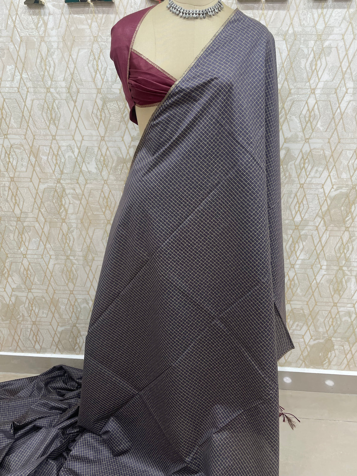 Grey n Maroon Checks Cotton Silk Saree 13