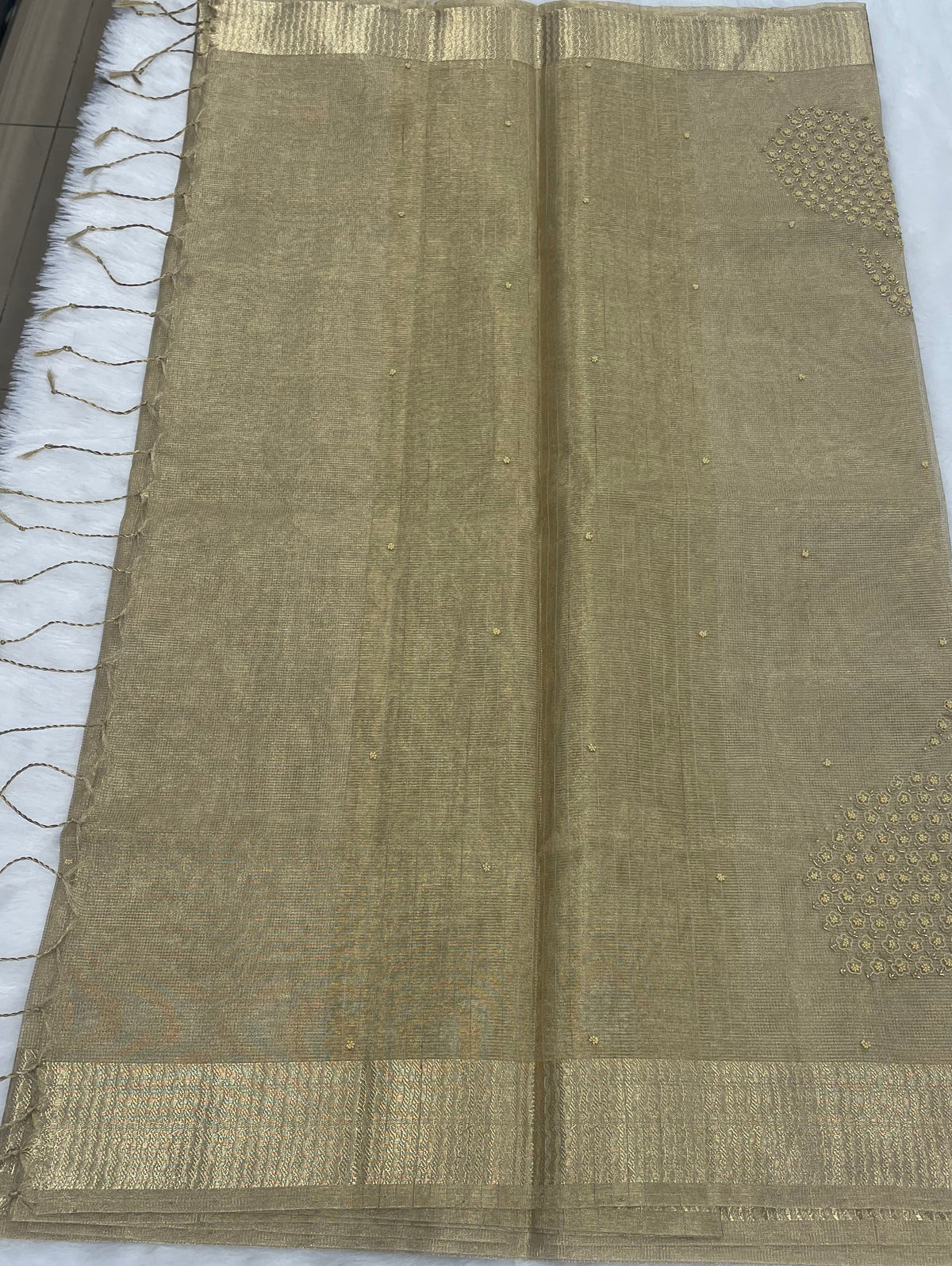 Gold Designer Embroidery Work Tissue Saree 09