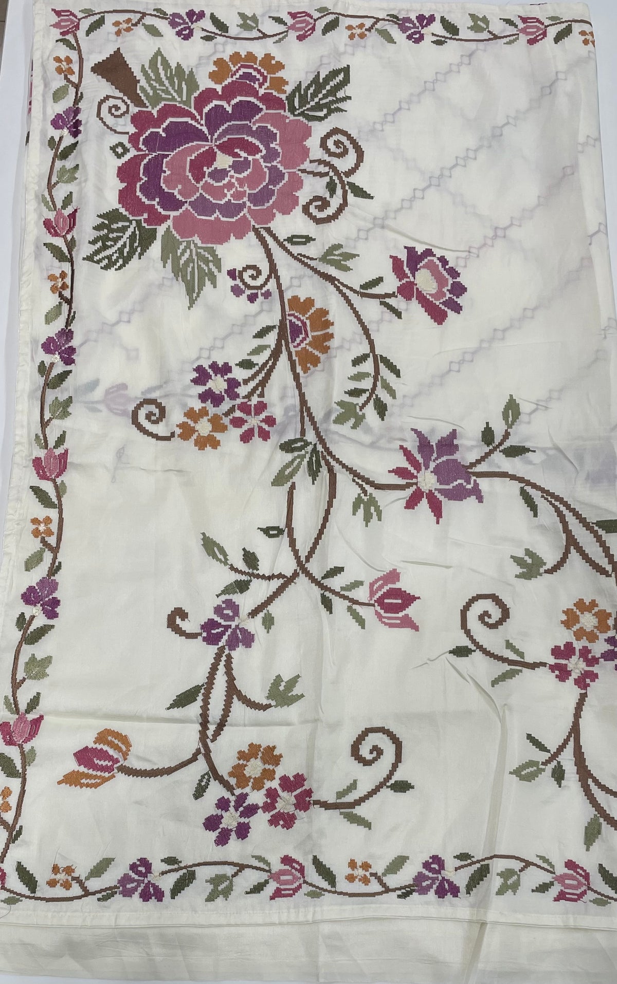 Cream Soft Tussur Cross Stitch Embroidery Saree 21