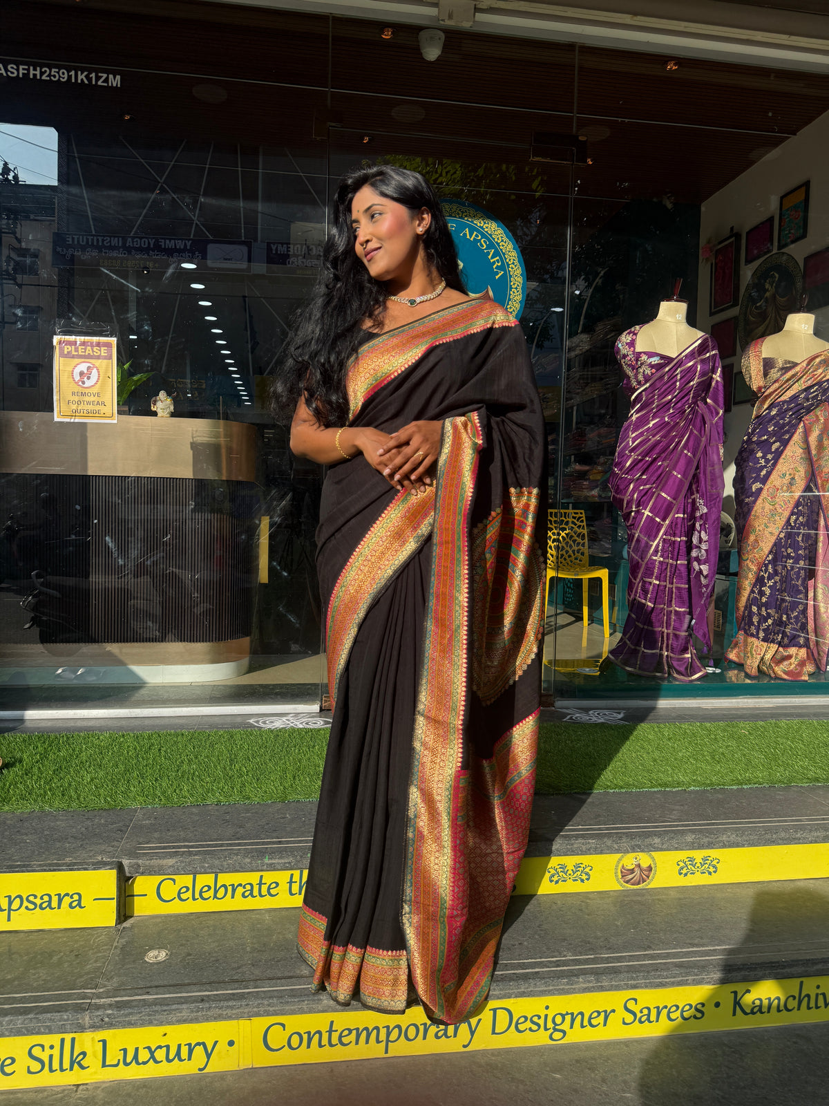 Black Tussar pashmina saree 319
