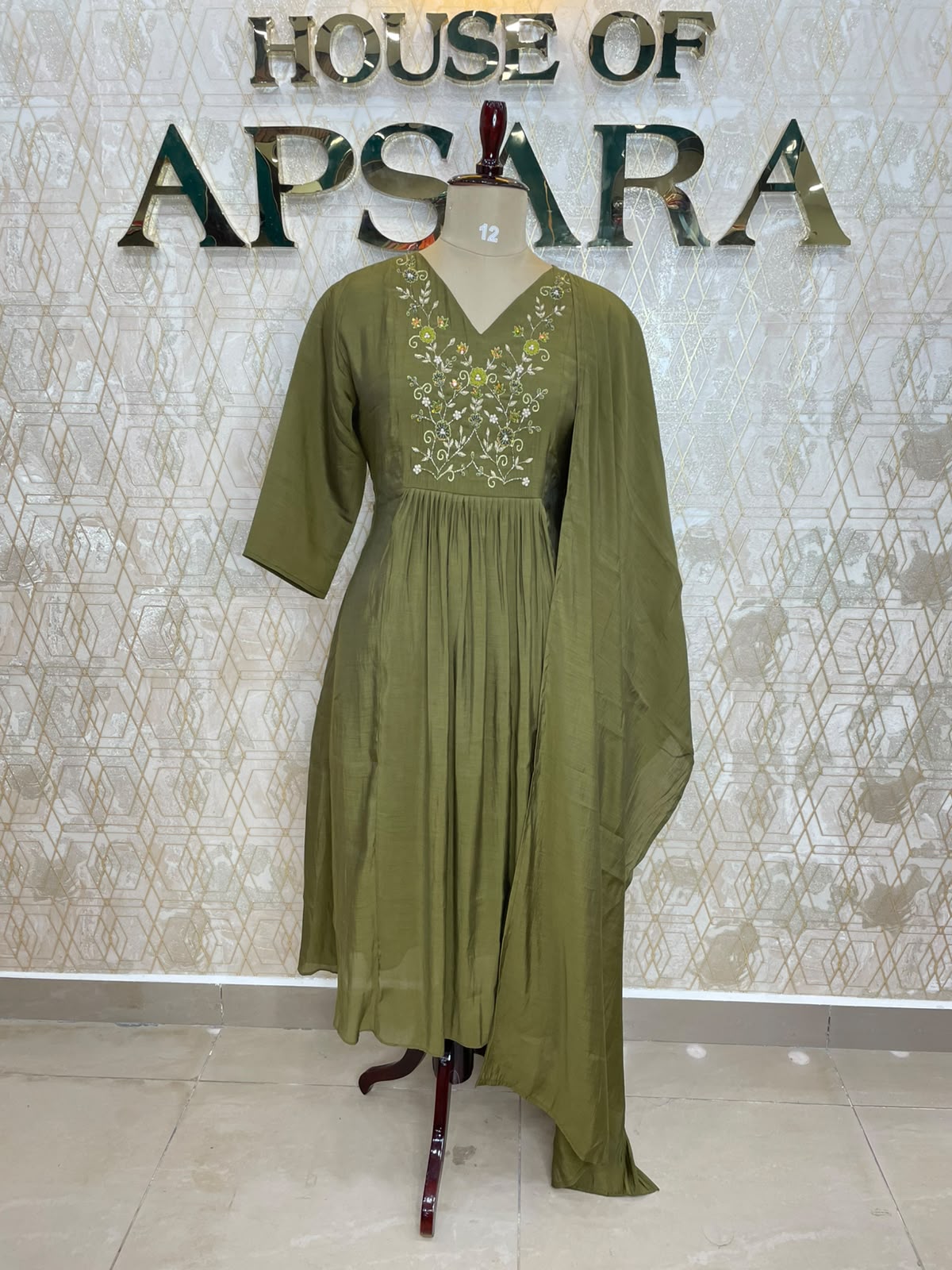 Mehendi Green Mul Chanderi Silk Hand Embroidery Kurtha 114